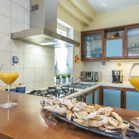 بيت للعطل Holiday House Kristina