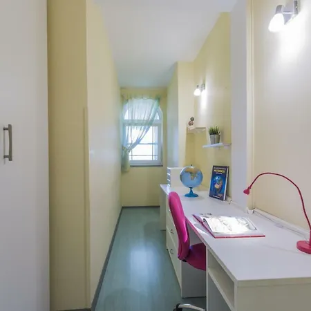 Holiday House Kristina بيت للعطل *
