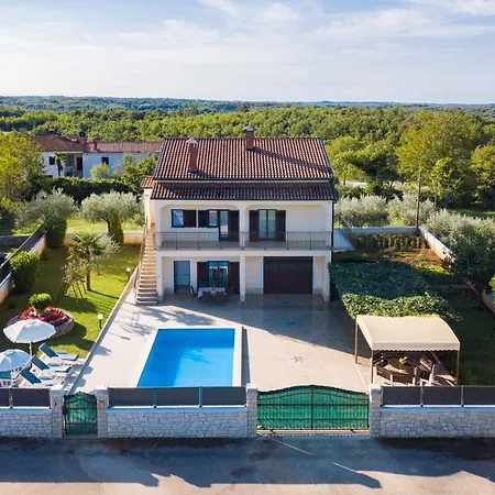 House Kristina *